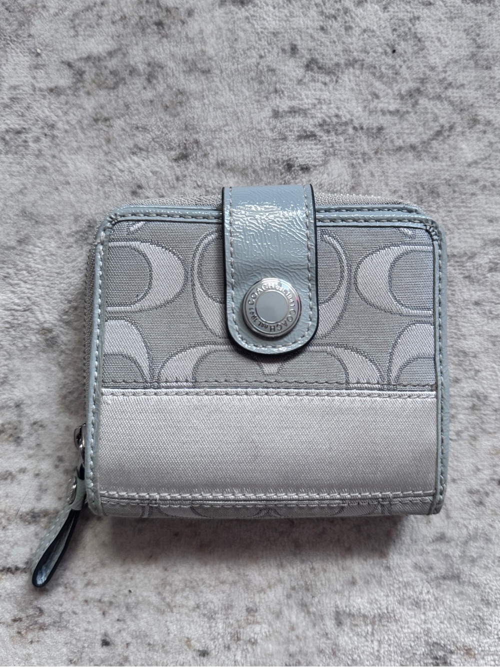 Coach Signature Jacquard bifold wallet 🩵🩶
